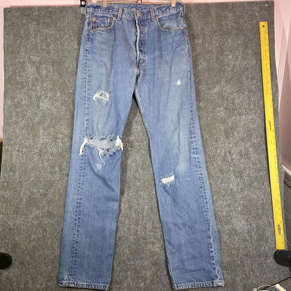 Vintage 1997 Levi’s 501 Jeans Men’s 33x36 Made in USA 90s Distressed